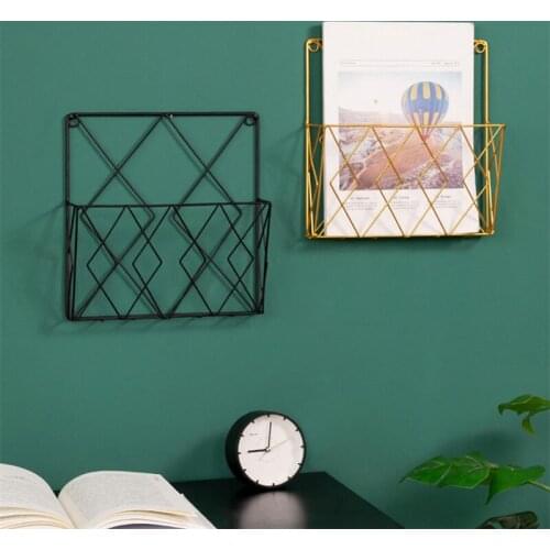 Modern Creative Iron Wall Magazine Metal Wire Shelf Rack Decoration For Home Bedroom Books Room Magazine Books Display Racks