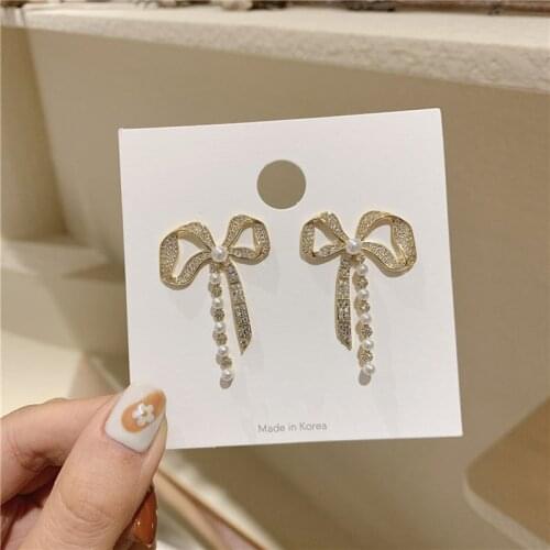 New Fashion Jewelry Stud Earrings Temperament Ear Jewelry For Women Elegant Simple All-match 1PC Korean Bowknot Earrings