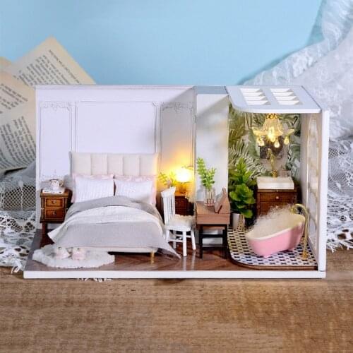 DIY Wooden Dollhouse Kit Miniature Casa With Furniture Bedroom Cottage 1:32 Doll House Casa Toys for Girls Xmas Gifts
