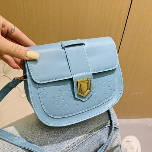 Summer New Fashion Female Bag 2021 Net Red Popular Small Bag Japan and South Korea Messenger Portable Saddle Bag
