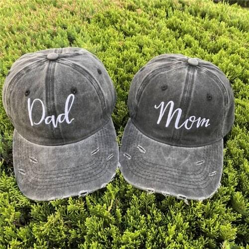 Dad Mom Embroidered Letters Hole Adjustable Couples Snapback Caps Unisex Hip Hop Shading Outdoor Men Dad Hat Baseball Cap