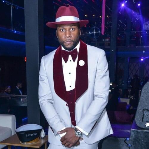 2020 Popular Mens Suits Three Pieces Wedding Tuxedos Velvet Shawl Lapel One Button Mens Formal Prom Gowns Suits Sets