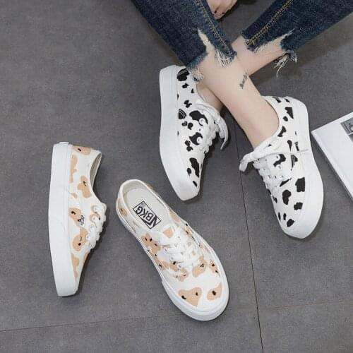 Chaussure Femme 2021 Trendyol Woman Flats Breathable Fashion Flat Shoes Women Light Casual Ladies Shoes Running Lady Sneakers