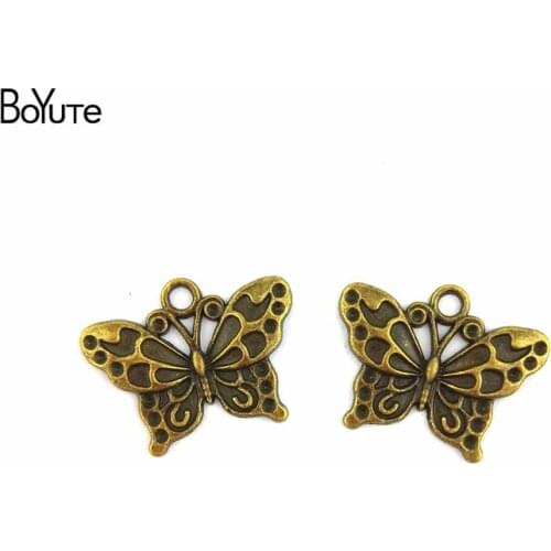 BoYuTe (60 Pieces/Lot) 25*18MM Antique Bronze Metal Butterfly Charm Pendant for Jewelry Accessories Making Diy Necklace Handmade