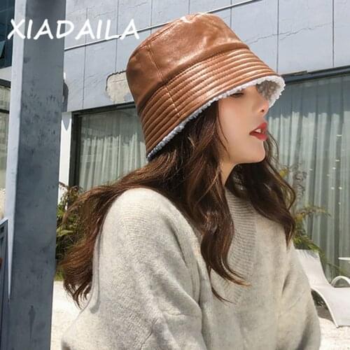 2020 New Fashion Faux Leather Hat Womens Lamb Cashmere PU Bucket Hats Personality Popular Basin Winter Cap