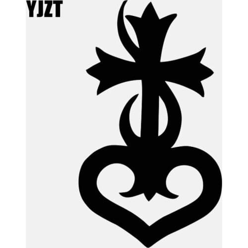 YJZT 7.9CM*13.7CM Religious Vinyl Decal Car Sticker Christian Cross With Heart Tip Black/Silver C3-1317