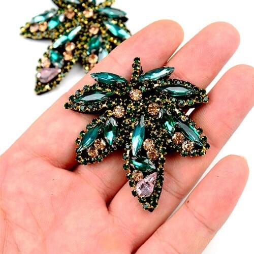 2pcs Leaf Embroidery Patch for Clothing Sewing on Beading Sequin Motif Applique Clothes Shoes Bags Decorated Craft