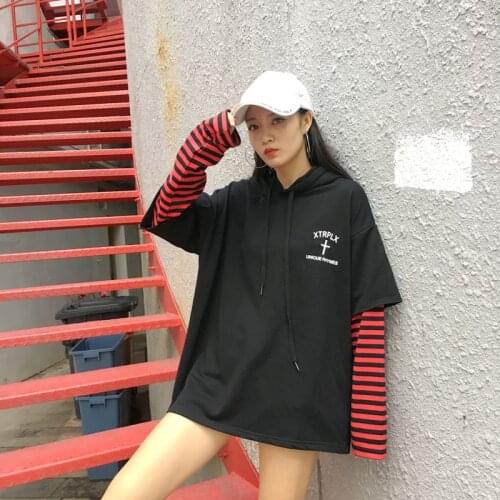 YouGeMan Womens Sweatshirts Hoodies 2020 Korean Harajuku Striped Sleeve Fake 2 Piece Hooded Sweatshirt Women Pullover Hoodie Top