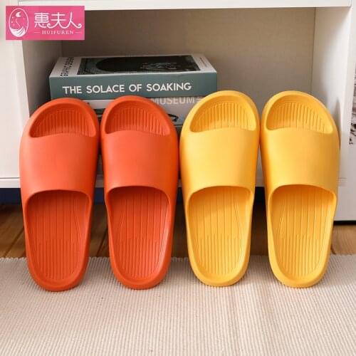 New Slippers Women Summer Thick Bottom Indoor Home Couples Home Bathroom Non-slip Soft Ins Tide To Wear Cool Slippers