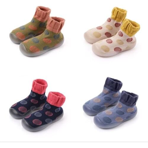 Polka Dot Floor Socks Childrens Indoor Non-slip Plus Velvet Spring and Autumn Toddler Socks Shoes Baby Floor Shoes