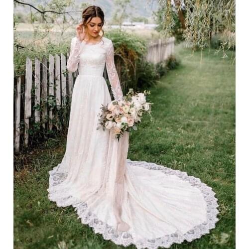 Vintage Lace Long Sleeve Wedding Dress 2021 Rustic Bridal Gowns Chapel Train Floor Length White Ivory Custom Made For Women