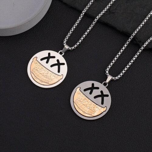 Korean Funny Irregular Smiley Face Pendant Necklace Smile Simple Design Clavicle Chain Steel Necklace for Lovers' Gifts Jewlery