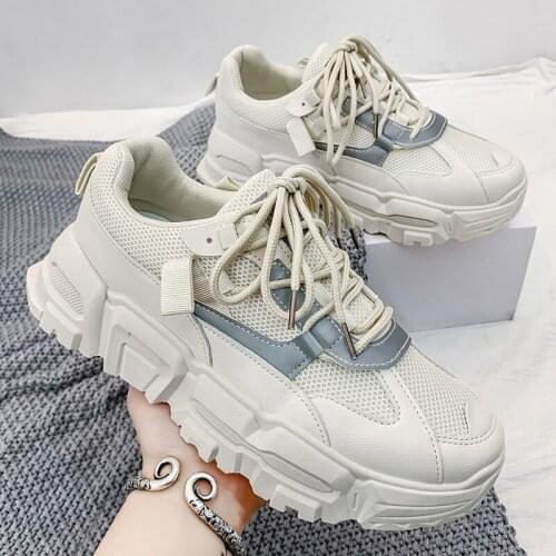 Men Lightweight Blade Running Shoes Shockproof Lack Up Breathable Male Sneakers Height Increase Walking Gym Shoes Man