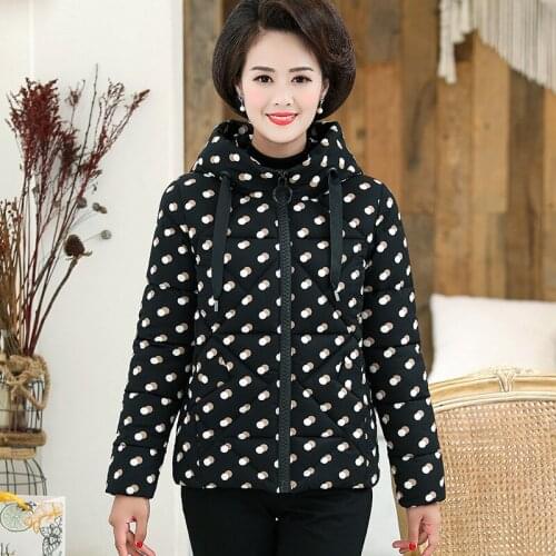 New Jacket Women Middle-aged And Old Cotton Short Wave Point 2019 Jacket Coat Fashion Thick Winter Clothes Women Vestidos YLF64