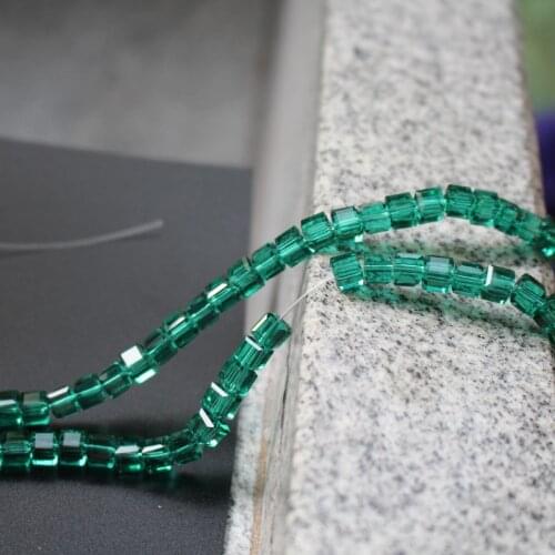 98Pcs/Lot 4mm 6mm Glass crystal beads Loose Cube Square shape Teal Green color for jewelry making