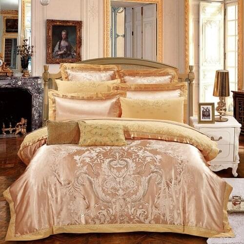 Distinguished gold color Bedding Set Satin jacquard Bedding Luxury Bed linen Royal style Bed Set Duvet Cover Sheet Quilt