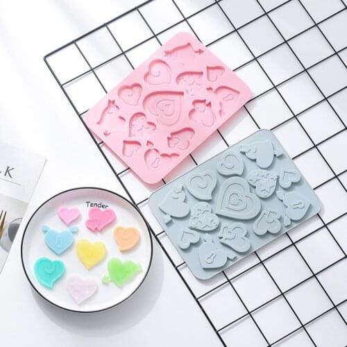 Different sizes of love biscuit molds silicone cake chocolate molds fudge baking tools cupcake cake decoration tools