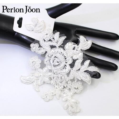 1PC Hand-stitched beads Sequins rhinestone decoration white flower lace appliques sewn on wedding dress patch accessories WH008