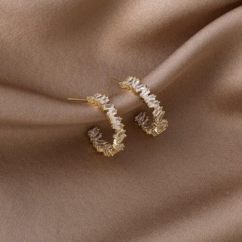 2021 New Fashion Irregular Shiny Crystal Drop Earrings Sweet Senior Geometric Circular Fine Women Earrings Elegant Jewelry