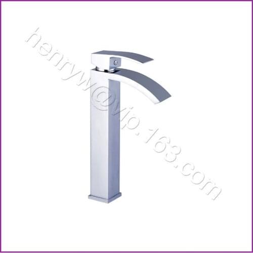X8310B2 - Luxury Brass Basin Faucet Deck Mounted Big Mouth Basin Mixer Chrome Finishing Basin Tap