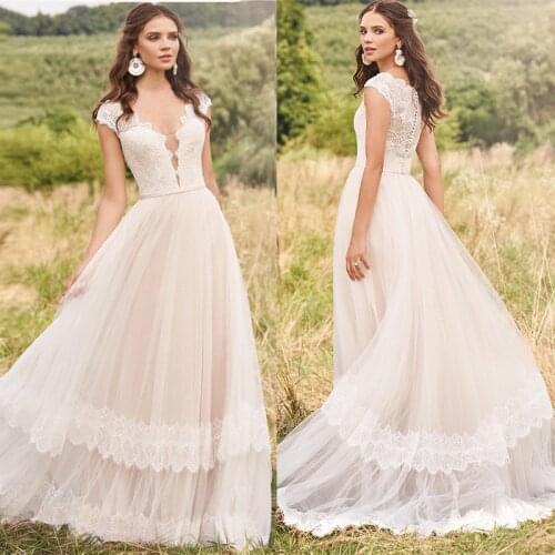 Rustic Tiered Lace Garden Bridal Gown Country A Line Destination V Neck Cap Sleeves Custom Made Wedding Dress Vestido De Noiva