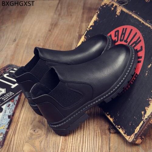 Ankle Boots Men Casual Shoes Chelsea Boots for Men Male Luxury Designer Leather Boots for Man 2021 Platform Shoes Men Chaussure
