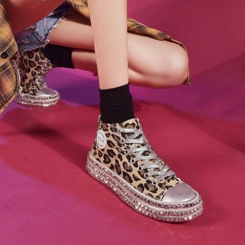 Women Canvas Sneakers Leopard Rivets Shoes High Top Women Canvas Shoes Leisure Lace-Up Sneaker Femme Plus Size Women Shoes