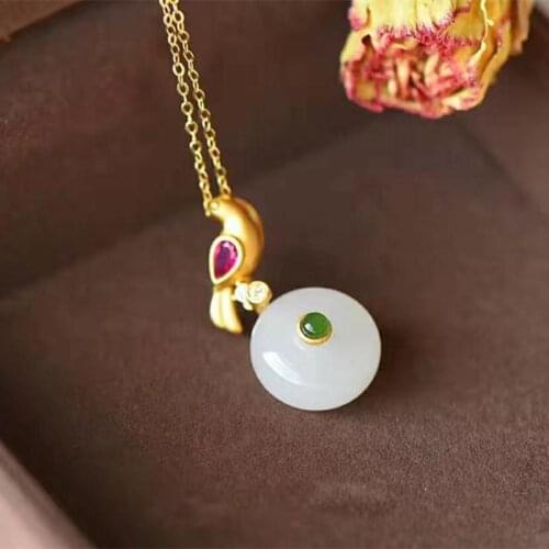 S925 Sterling Silver Natural Hetian Jade White Jade Inlaid Gilding Craft Embellishment Jasper Magpie Womens Pendant Necklace