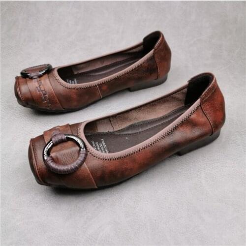 Careaymade- Genuine leather womens shoes casual single shoes,soft sole non slip comfort breathable Ladies shoes big size 35-42