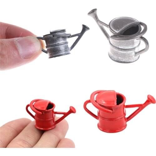 1PCS Tin Metal Dollhouse Miniature Watering Can Handicrafts Model Classic Baby Toys Dollhouse Decoration Dollhouse Accessories