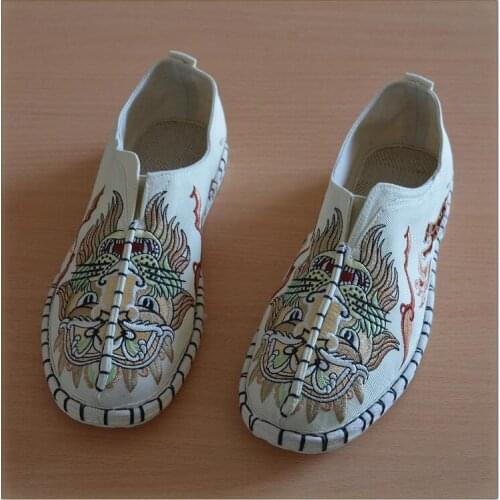 YunNan Province embroidered hemp shoes Lion King fancy Chinese shoes men casual breathable foot care Fabric Cotton Linen shoes