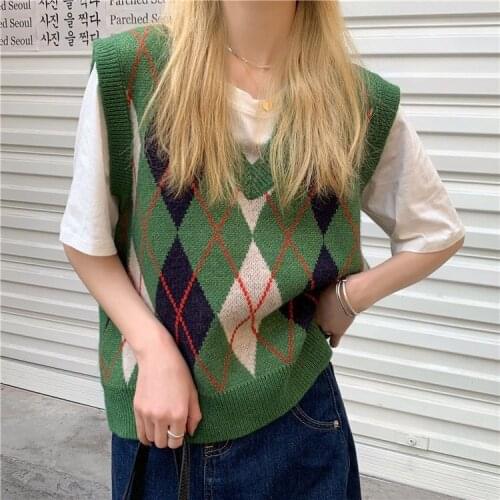 Casual Wool Sweater Vest Women 2021 Korean Style Vintage Argyle Plaid V Neck Sleeveless Pullover Waistcoat Knitted Tank Top T643