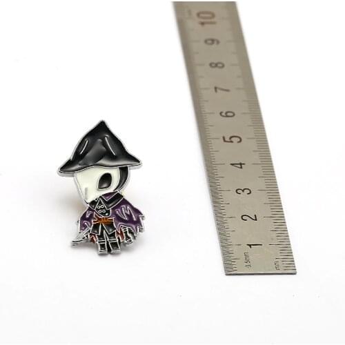 Game Bloodborne Brooches Cute Enamel Pin Badges Cartoon Crow Hunter Metal Brooch Pins Button Wedding Gift Fashion Jewelry