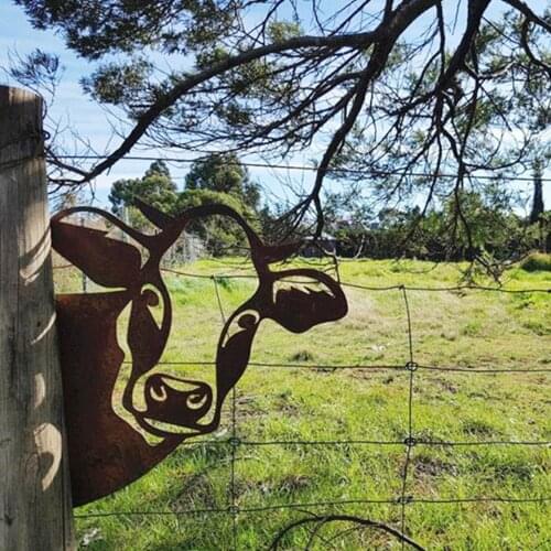 Metal Peeping Cow Outdoor Garden Ornaments Art Farm Yard Wall Tree Pendant Cattle Decoration Garden Statues Sculptures