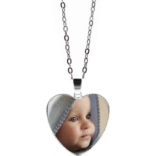 Heart Shaped Photo Pendant Customized Necklace For Your Baby Photos Of Mom, Dad And Grandparents Gifts For Family Members