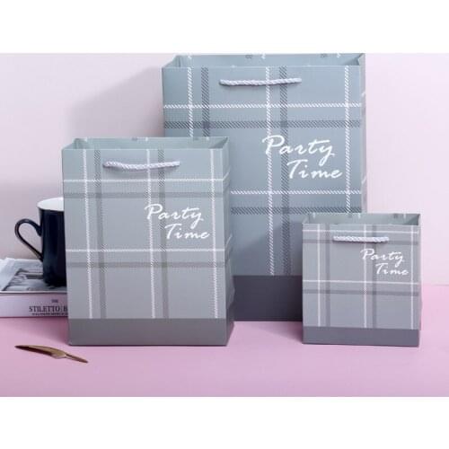 Packaging bags Country weddingWholesale lots Wedding gifts for guests packaging bags for business mini bag paper bags Newborn gi