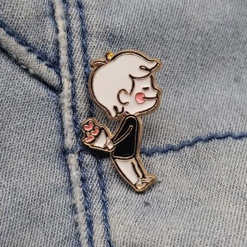 Gold Enamel Metal Brooch Cute Boy Pins Size 1.1*0.7 Inch Weight “2.5g