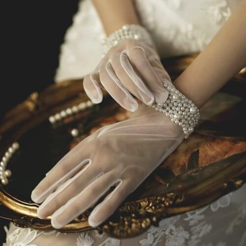 Elegant Women Transparent mesh Finger Sunscreen Mittens Sexy Female Etiquette Performance Pearl Lace Tulle Short Sun Gloves