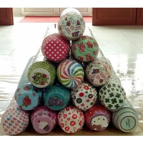 Portable 100Pcs Rainbow Color Cupcake Liner Baking Cup Paper Muffin Cases Cake Box Cup Tray Colorful Cake Bake Decorating Tools