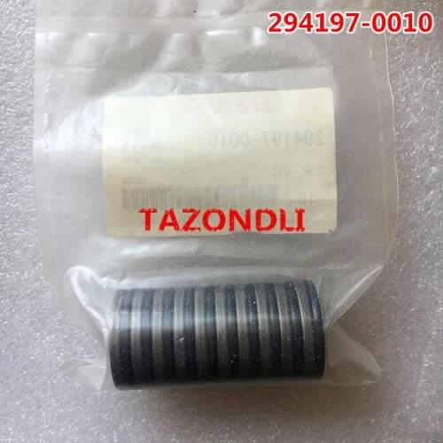Original and new shaft oil seal 294197-0010