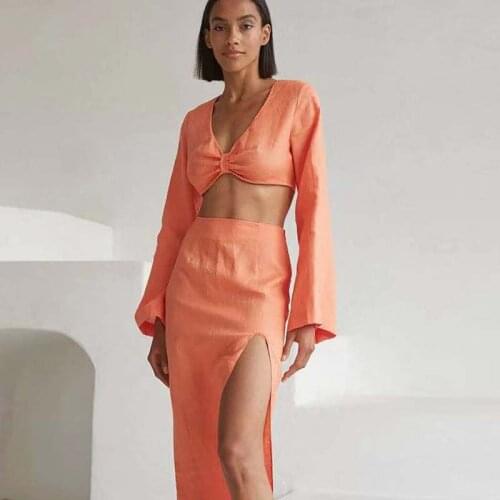 New Autumn Ladies Suit Long-sleeved Solid Color Sexy Blouse + Commuter Casual Skirt Two-piece Feminine Clothing Temperament WF55