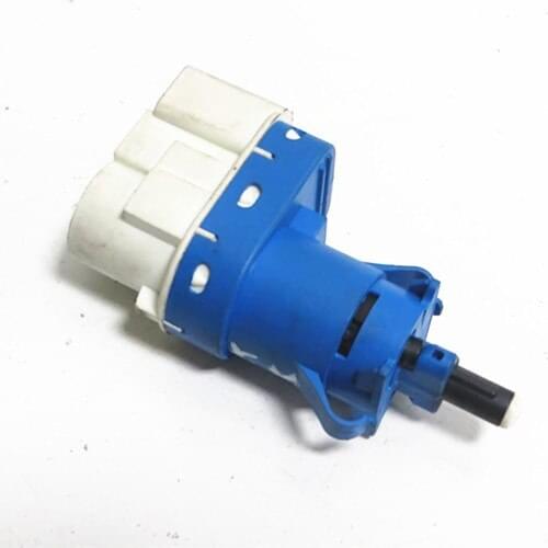 Parts OE No XKB500110 for PEUGEOT JAGUAR CITROEN FIAT LAND ROVER Brake Light Switch OEM No XKB 500110