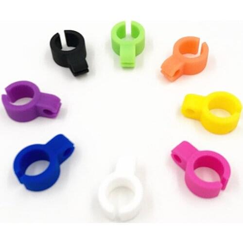 Driver Artifact Holder Waterproof Regular Free Ring Hand Cigarette Rack Wholesale Silicone Men Finger Player Endlessly Smokering