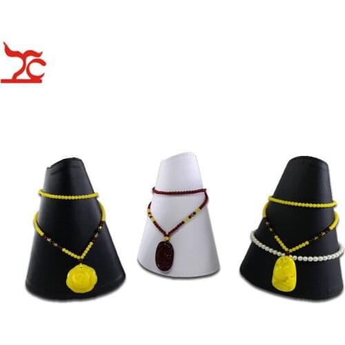 New Horn Shape Jewelry Display Stand 3 Color Available PU Necklace Bead Chain Organizer Fan-shaped Jewelry Bracelet Counter Pad