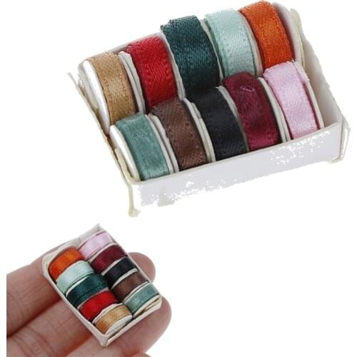 Vintage 1/12 Dollhouse Miniature 1:12 Mini Sewing Box Dollhouse Accessories Crafts Box Scene Accessories Doll House