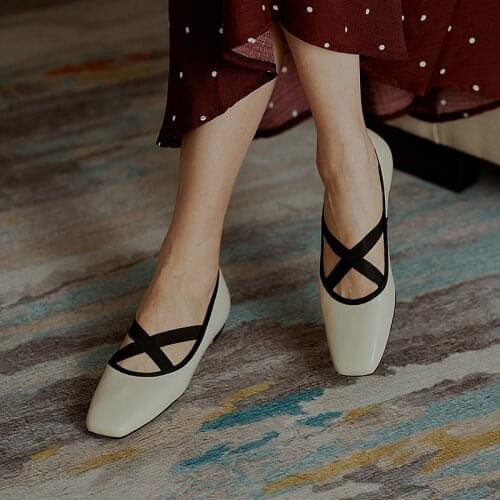 2020 spring and summer new leather square head flat shoes female temperament simple Mary Jane shoes comfortable Z840