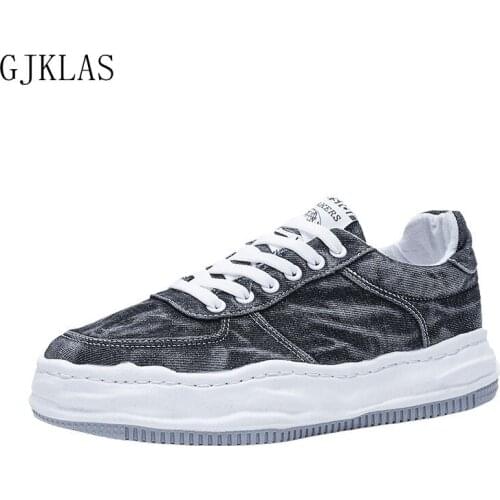 Denim Canvas Shoes Men Casual Sneakers Lightweight Platform Shoes Zapatillas Sneakers Fashion Sports Shoes for Male Sneaker