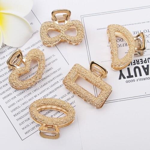 Fashion Geometric Embossed Hair Claw for Women Girls Clamps Hair Crab Metal Hair Clip Accessories Headwear