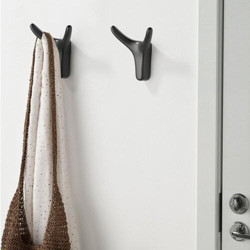 1Pc Creative Bull Head Shaped Coat Hook Wall-mounted Keychain Towel Clothes Storage Hanger Home Supplies