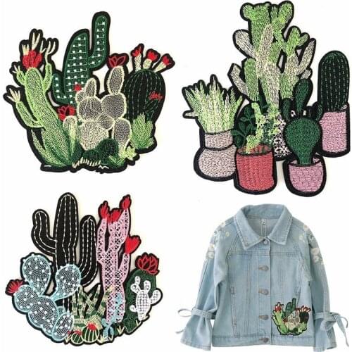 2019 New Desert Plants Cactus Embroidery Patches DIY Decoration Clothes Stickers Cute Cactus Badges Iron On Appliques